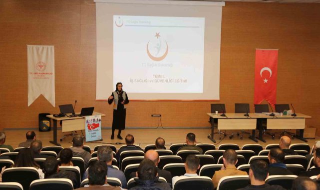 Erzurum İl Sağlık Müdürlüğünce başlatılan iş sağlığı ve güvenliği eğitimler...
