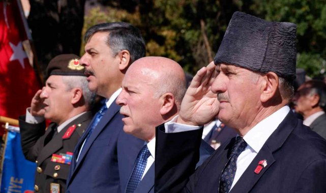 Erzurum'da 19 Eylül Gaziler Günü nedeniyle ilk olarak Havuzbaşı'nda...