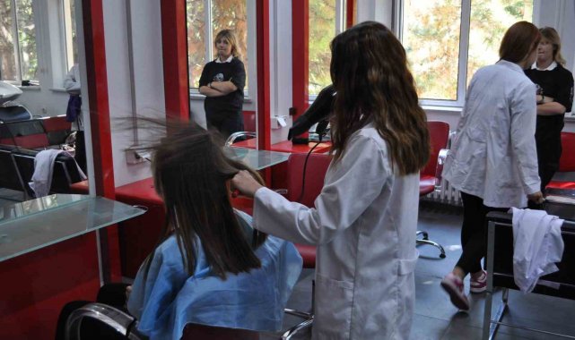 Eskişehir'de erkenden iş hayatına atılmak isteyen öğrencilerin tercihi ...