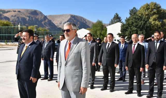 Eskişehir'in İnönü ilçesinde Gaziler Günü dolayısıyla tören düzenlendi....