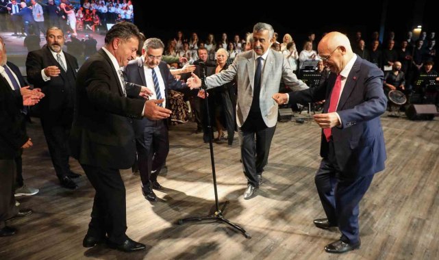 'Geleneksel Ankara Ezgileri: Seymen Tezenelerinden Bacıeren Oyunlarına&...