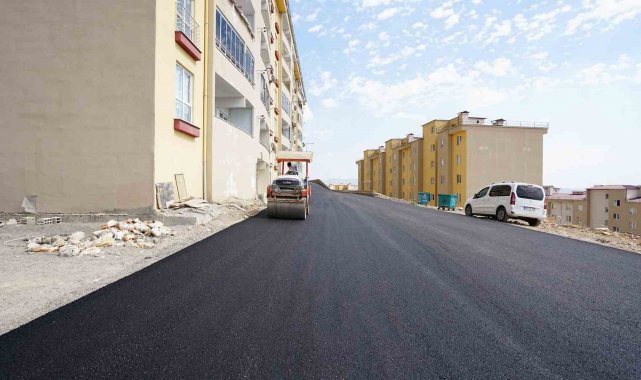 Kahramanmaraş'ın Dulkadiroğlu ilçesinde bulunan Yıldızevler'in ulaş...