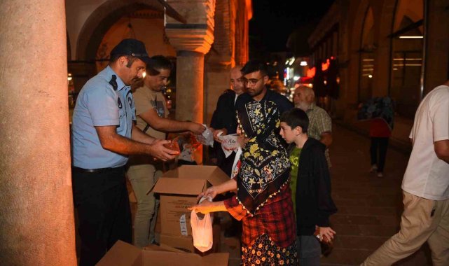 Kastamonu Belediyesi, Mevlit Kandili'nde şehrin en yoğun olduğu noktala...