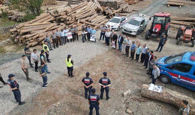 Kastamonu'da orman kesimi sırasında artan iş kazalarını önlemek amacıyl...