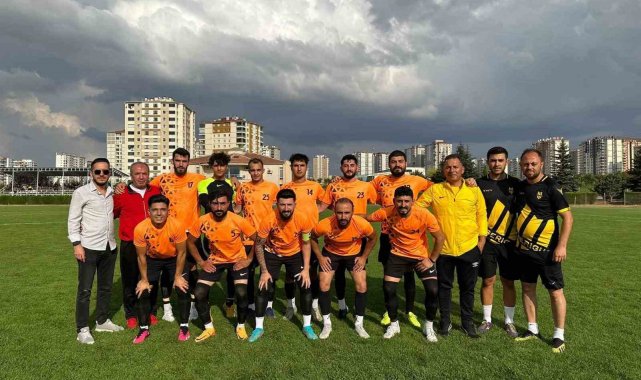 Kayseri Süper Amatör Küme ekiplerinden Ejder İş Makineleri Kayserigücü, sez...