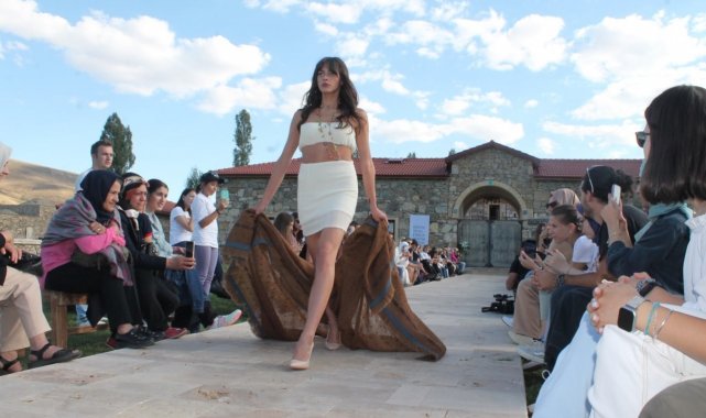 Kenan Yavuz Etnografya Müzesi'nde 'Harman Sonu' programı düzenl...