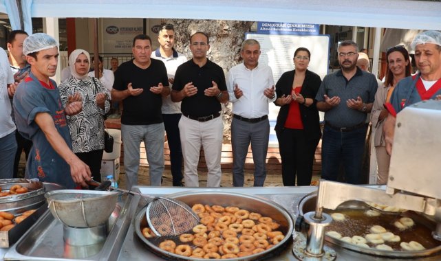 Koçarlı Belediyesi tarafından Demokrasi Şehidi Merhum Başvekil Adnan Mender...