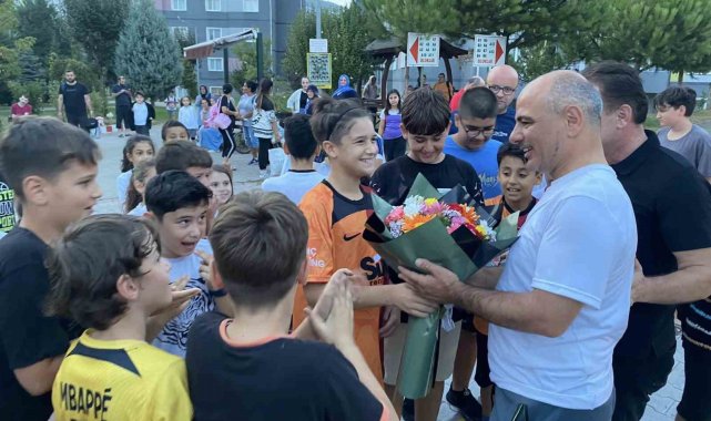 Körfez Belediye Başkanı Şener Söğüt, 'Sizinle maç yapmak istiyoruz'...