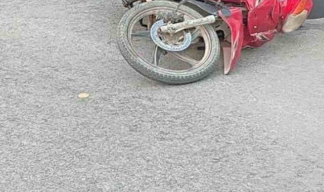 Mardin'in Nusaybin ilçesinde polisin dur ihtarına uymayarak kaçan motos...