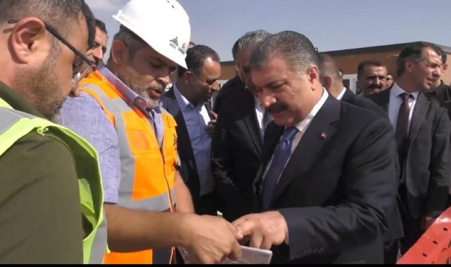 Sağlık Bakanı Fahrettin Koca, Mardin'de yapımı devam eden Mardin Şehir ...