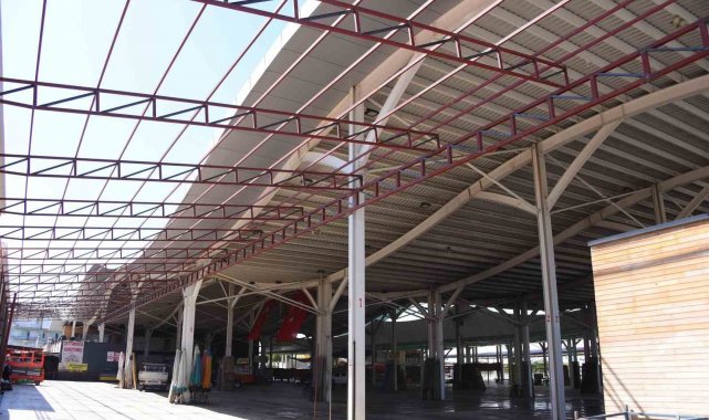 Salihli Belediyesi, Çarşamba Pazaryeri ile Bedesten Çarşısı arasındaki açık...