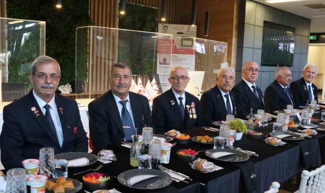 Samsun'da bir hastane, 19 Eylül Gaziler Günü vesilesiyle şehit aileleri...