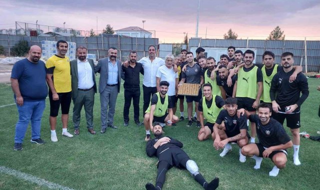 Sezonun ilk 4 haftasında elde ettiği başarılı sonuçlarla zirve yarışı için ...