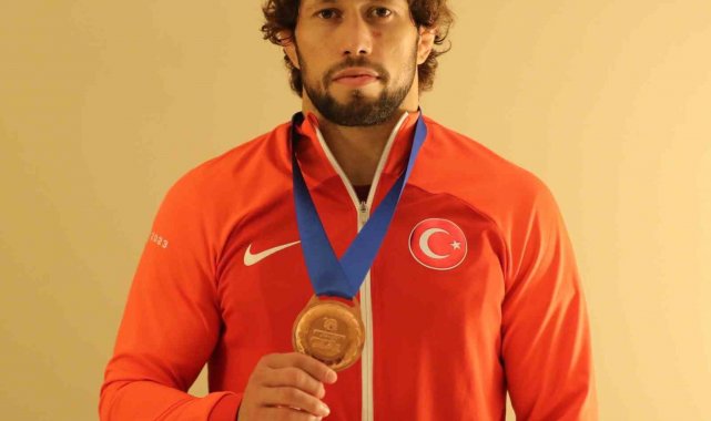 Selçuk Can, bronz madalya alarak dünya üçüncüsü oldu