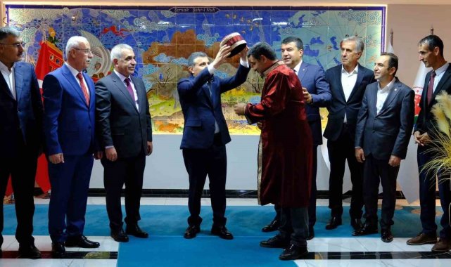 Şırnak'ta "36'ncı Ahilik Haftası" kutlamalarında kentin a...