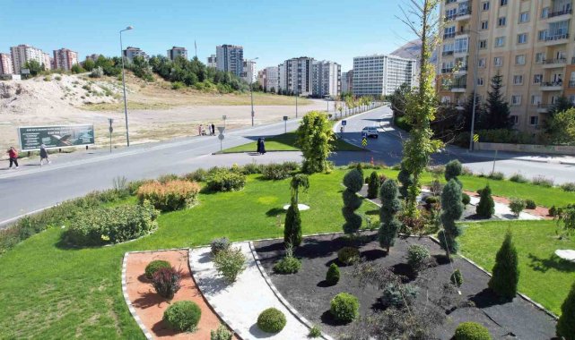 Talas Belediyesi tarafından yürütülen park bahçe ve yeşil alan çalışmaları ...