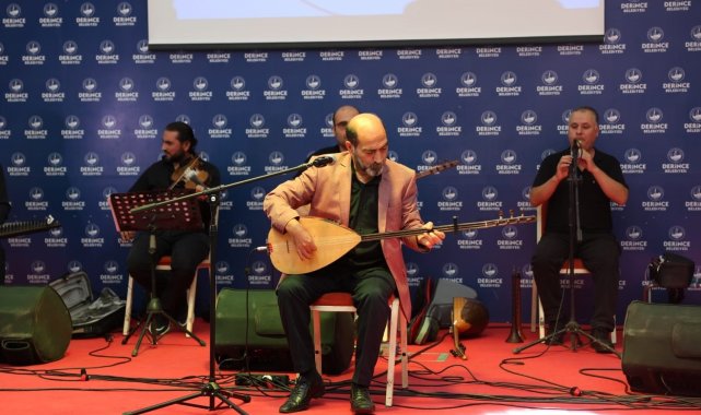 Türk Halk Müziği Sanatçısı Ayaz Toprak'ın 25. sanat yılı dolayısıyla dü...