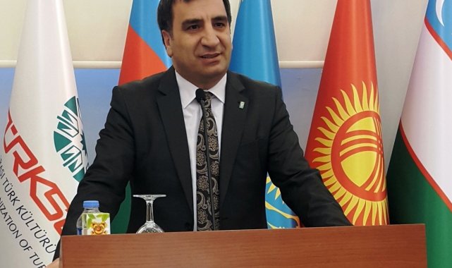 Türkiye Dil ve Edebiyat Derneği (TDED) Erzurum Şube Başkanı Murat Ertaş, Pa...