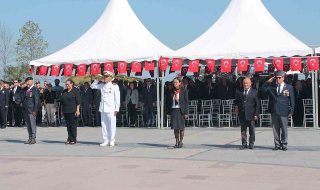 Yalova'da, 19 Eylül Gaziler Günü düzenlenen törenlerle kutlandı.
19 Ey...