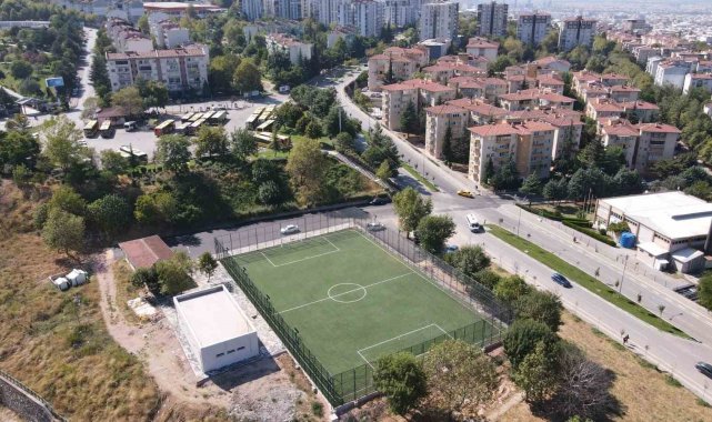 Yıldırım Belediyesi, gençlerin sporla daha fazla vakit geçirebilmesi için s...