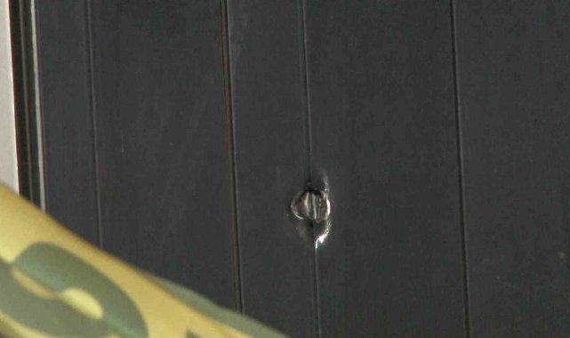 Maltepe'de bir kafeye araç içerisinden silahlı saldırı düzenlendi. Olay...