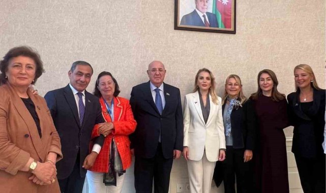 Son iki yıldır Azerbaycan'daki çocuklara eğitim ve kıyafet desteği vere...