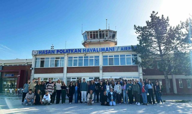 Burhaniye ilçesinde, Celal Toraman Anadolu Lisesi, 12. Sınıf öğrencileri iç...