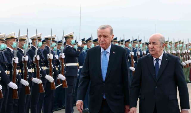 Cumhurbaşkanı Recep Tayyip Erdoğan, resmi ziyaret kapsamında geldiği Cezayi...
