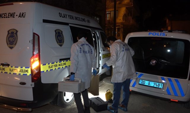 Denizli'nin Pamukkale ilçesinde iş çıkışının ardından evine giden şahıs...