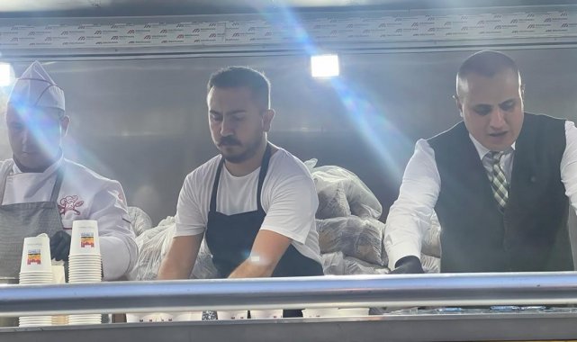 Her sabah 07.00-09.00 saatleri arasında ilçenin ana ulaşım arterlerinde kon...