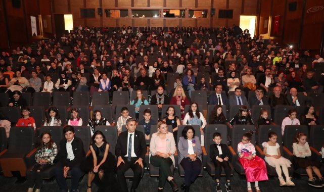 İzmit Belediyesi Çocuk Sinema Okulu, Dünya Çocuk Hakları Gününde güzel bir ...