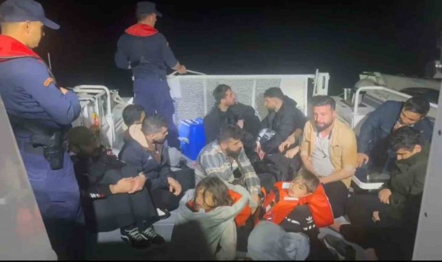 Muğla'nın Datça ilçesinde bir günde meydana gelen 4 ayrı düzensiz göçme...