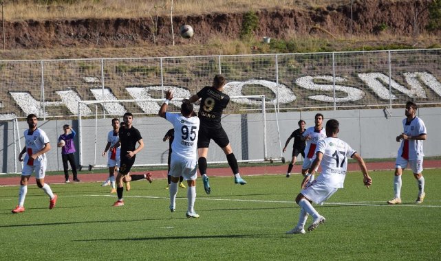 TFF 3. Lig 2. Grupta mücadele eden Anadolu Üniversitesi 8 haftalık maç peri...