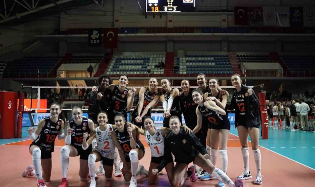 Vodafone Sultanlar Ligi 8. hafta karşılaşmasında Eczacıbaşı Dynavit, deplas...