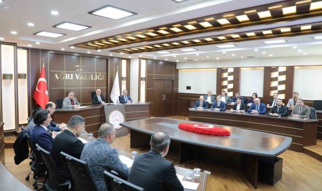 Ağrı Valisi Mustafa Koç, İl Turizm Geliştirme Kurulu ve 2023-2024 Kış Mevsi...