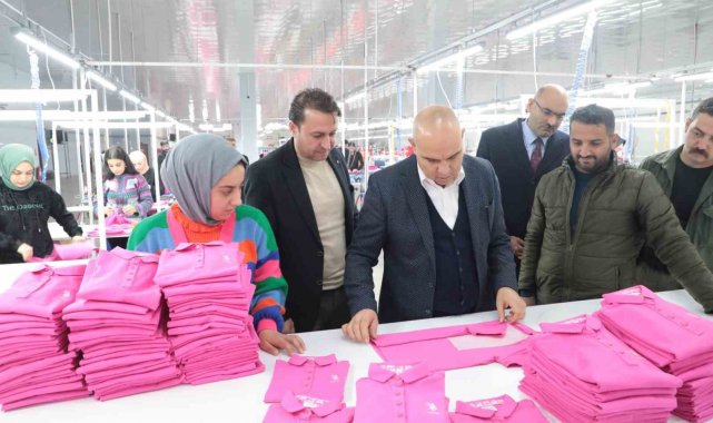 Ağrı Valisi Mustafa Koç, kentte devam eden yatırım ve hizmetleri yerinde gö...