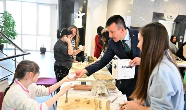 Altındağ Belediyesi, 'Dünya Engelliler Günü' kapsamında gönüllü aka...