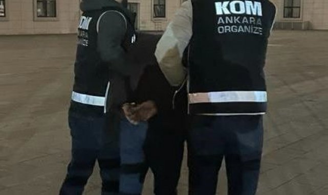 Ankara polisinin düzenlediği operasyon sonucu 6 yıldır aranan FETÖ üyesi şü...