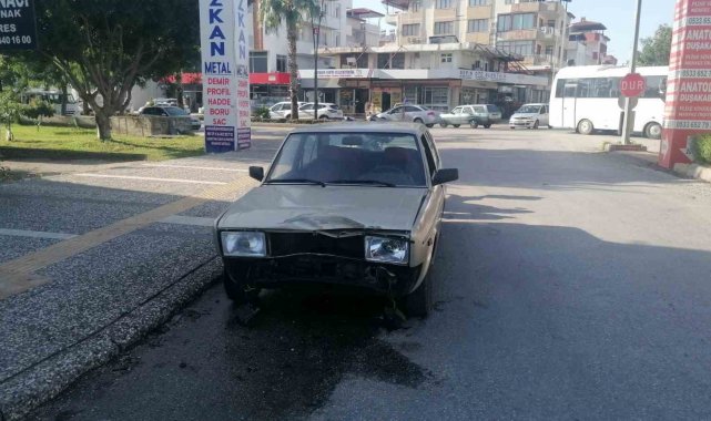 Manavgat ilçesinde otomobilin motosiklete çarpması sonucu; 1 kişi Yaralı