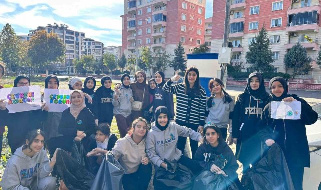 Batman TP Fatıma Zehra Kız Anadolu İmam Hatip Lisesi, öğrenci ve öğretmenle...