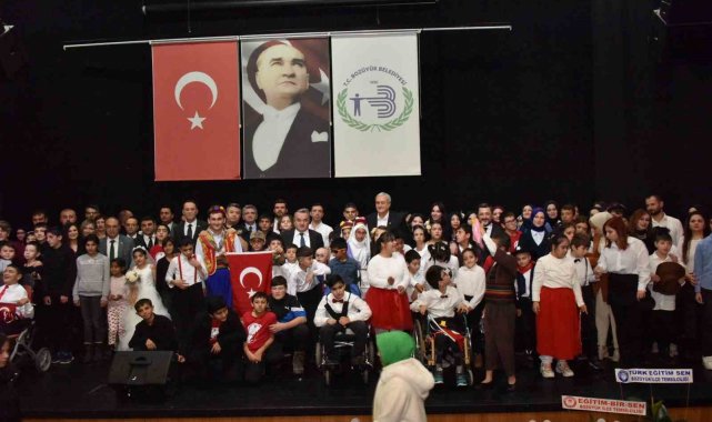 Bozüyük'te 3 Aralık Dünya Engelliler günü nedeniyle farkındalık program...