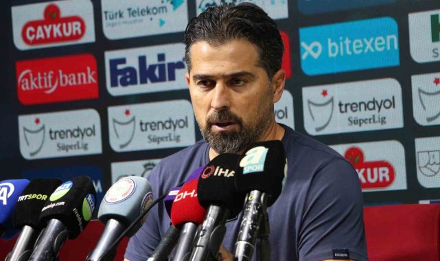 Çaykur Rizespor Teknik Direktörü İlhan Palut, RAMS Başakşehir maçının ardın...