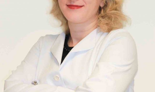 Çölyak hastalığının uzun süre sessiz kalıp yıllar sonra belirti verebildiği...