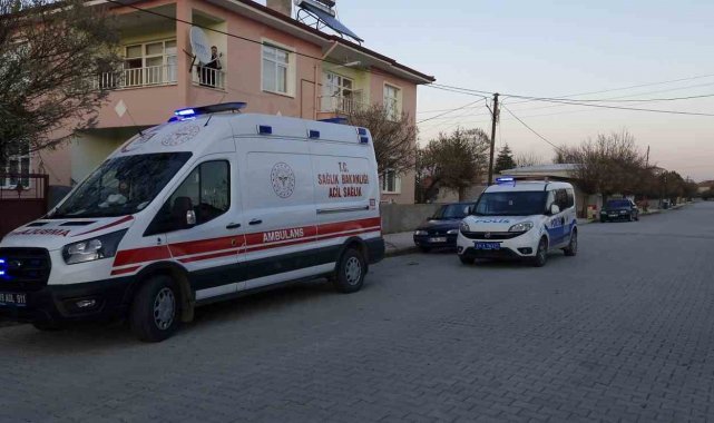 Çorum'un Alaca ilçesinde kendisinden haber alınamayan bir kişi evinde ö...