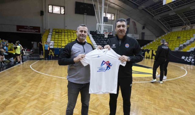 Çukurova Basketbol Kulübü (ÇBK) Mersin ile Tarsus Spor Kulübü Kadın Basketb...