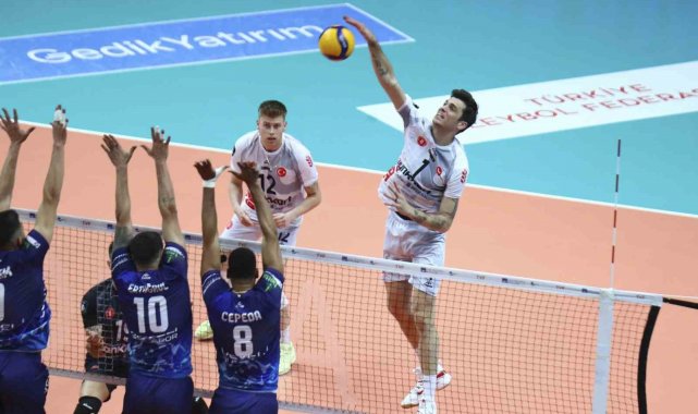 Develi Belediyespor, AXA Sigorta Efeler Ligi'nin 10. haftasında deplasm...