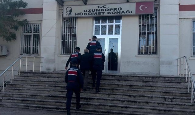 Edirne'nin Uzunköprü ilçesinden Yunanistan'a kaçmaya çalışan FETÖ/P...