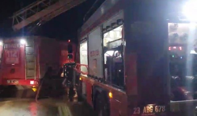 Elazığ'ın Karakoçan ilçesinde bulunan bir lisede müdür odasında çıkan y...