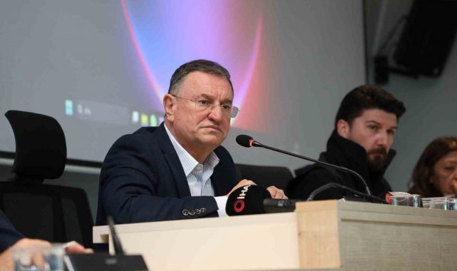 Hatay Büyükşehir Belediye (HBB) Başkanı Doç. Dr. Lütfü Savaş, depremin ardı...