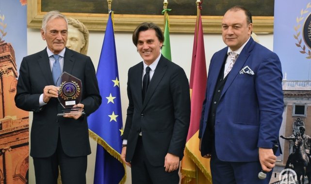 İtalya'da düzenlenen Avrupa-Akdeniz Mükemmeliyet Ödülleri'nde, Türk...